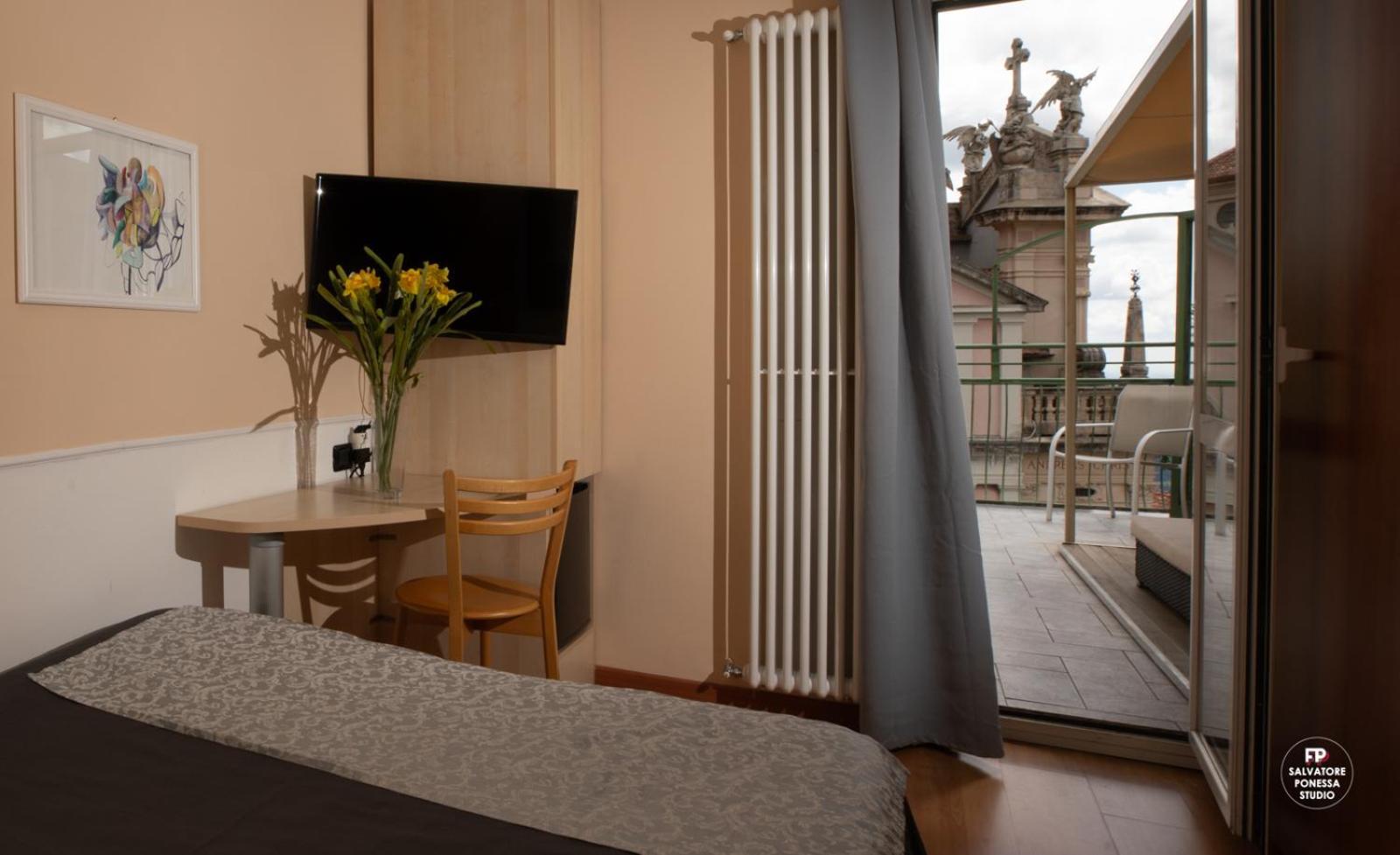 Hotel Vista Lago Brunate Εξωτερικό φωτογραφία