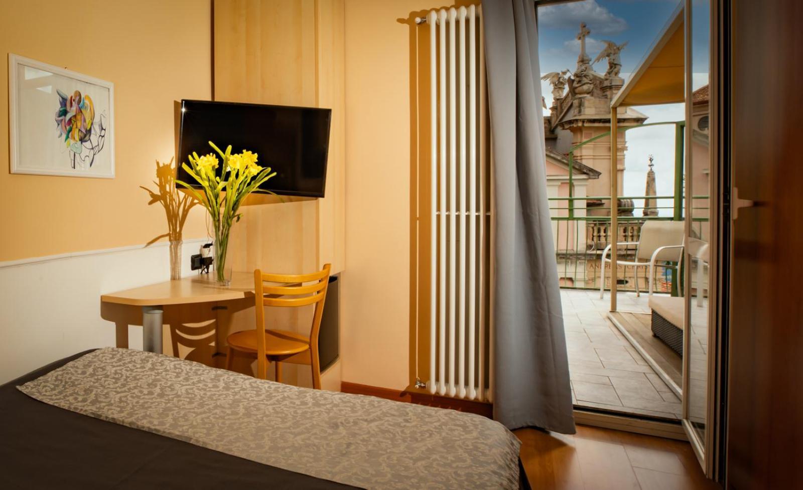Hotel Vista Lago Brunate Εξωτερικό φωτογραφία